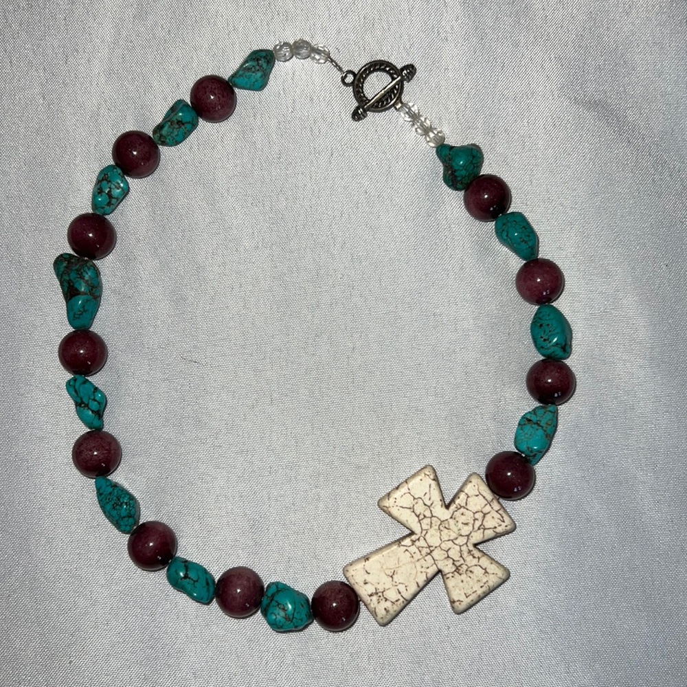 Turquoise beaded necklace